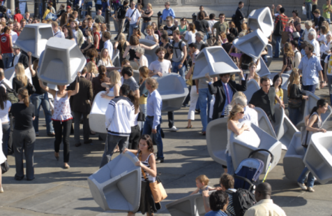 tom_dixon_the_great_chair_grab_trafalgar_square_4_web
